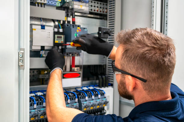 Best Electric Panel Repair  in Union Gap, WA